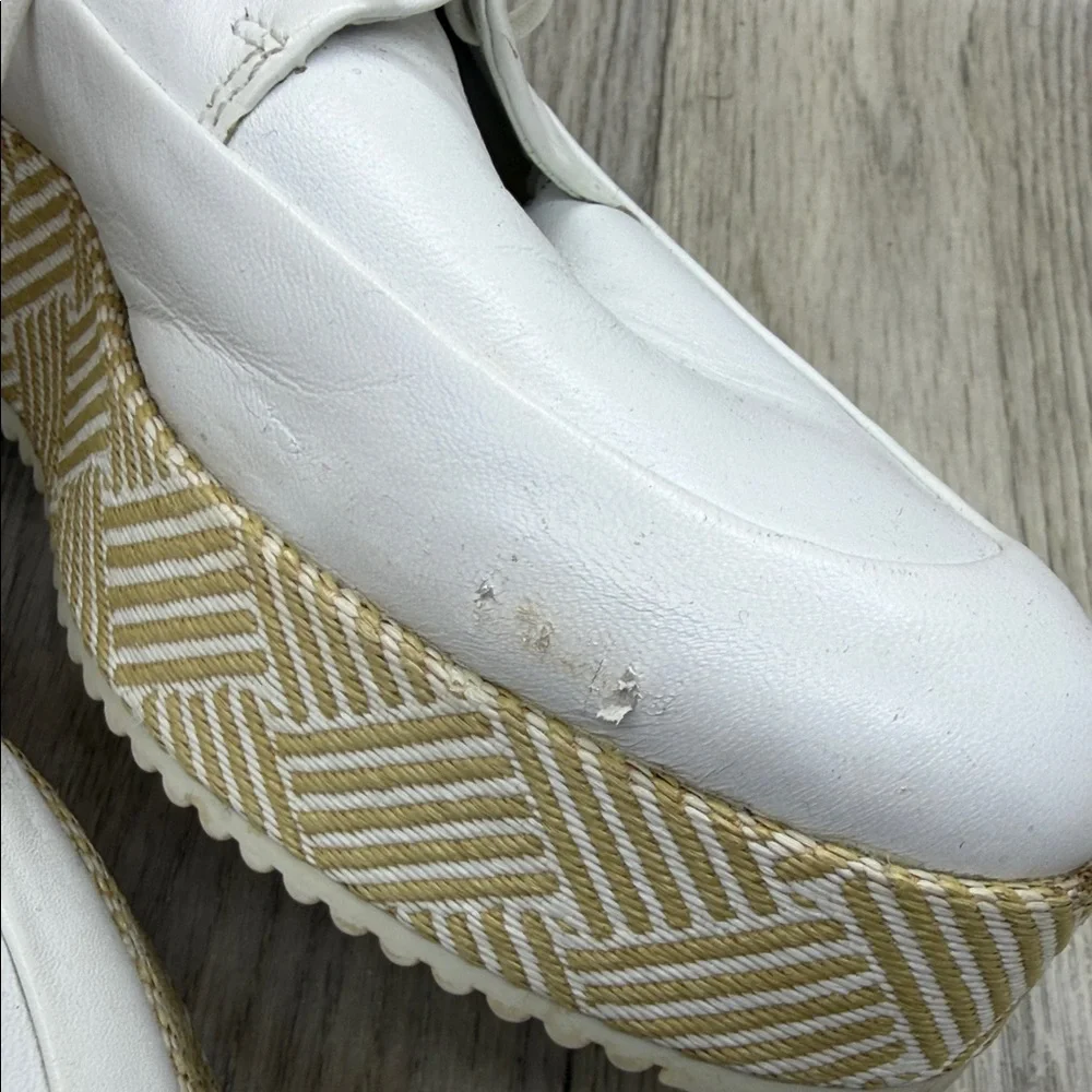 hogl Chic White Lace-Up Platform Shoes